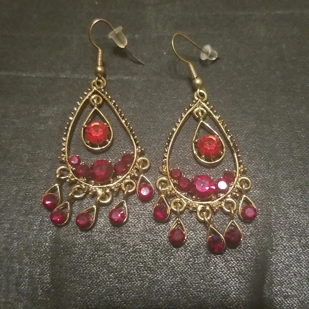 Vintage Red and Gold Teardrop Chandelier Earrings